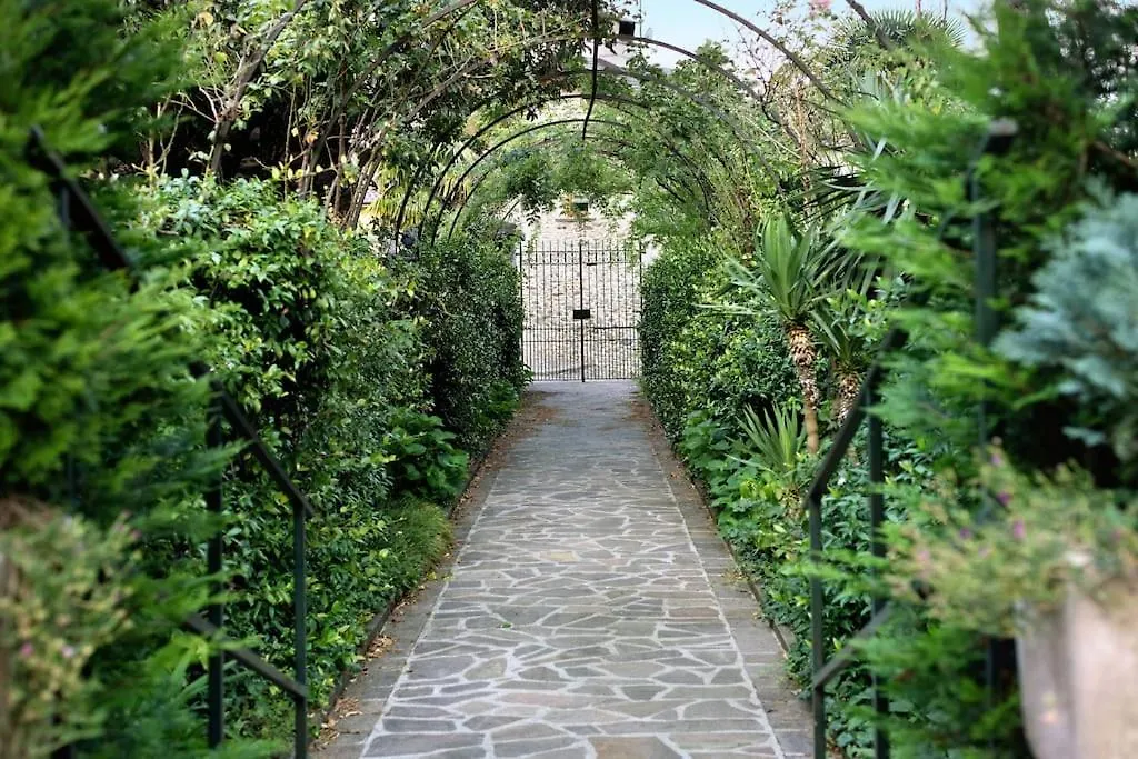Villa Eden Jacuzzi Pool & Private Parking Domaso Lejlighed